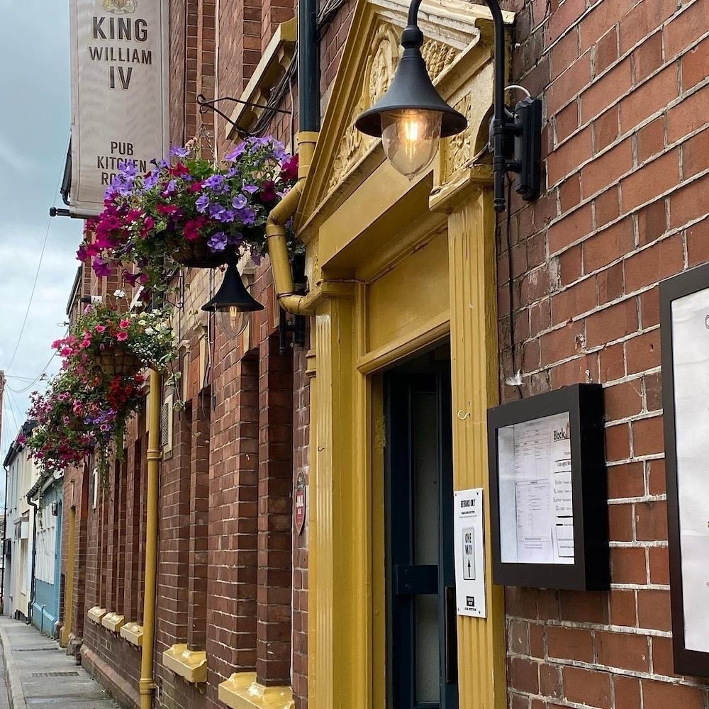 King William IV Hotel Тотнис Екстериор снимка