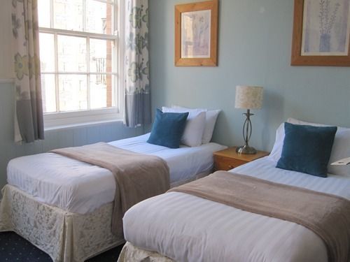 King William IV Hotel Тотнис Екстериор снимка