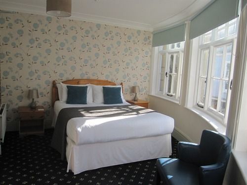 King William IV Hotel Тотнис Екстериор снимка